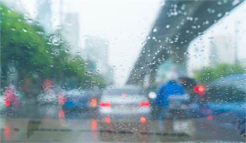 西北雨狂炸全台！氣象局示警：「這區」最劇烈