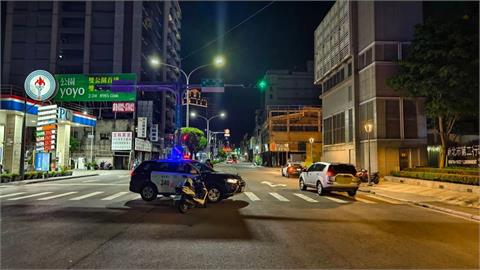 20歲騎士6度被抓無照　考到駕照後闖燈撞死人辯：沒看到
