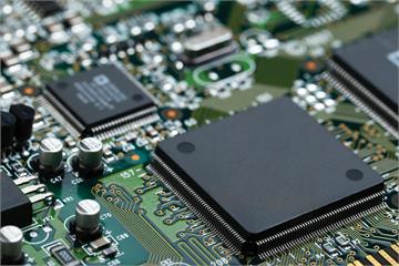 史上最嚴重記憶體荒來臨！高盛看好三星及海力士　美光遭降評