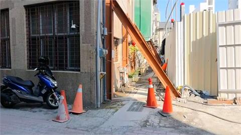 台南北華街建案釀地基掏空！　周圍11戶民宅傾斜慘成危樓