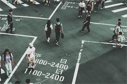 立院加碼4+1假日卻被酸！網曝台灣「特休天數」根本慘輸日韓：奴性國家