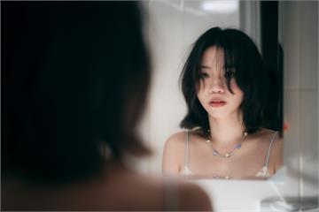 洪佩瑜推出壓軸主打歌〈完整〉MV 　首次與金獎導演黃中平合作美出新高度