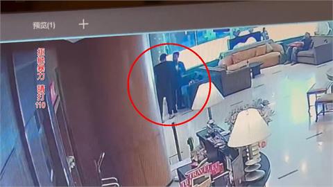 資深媒體人矢板明夫台中演講　　飯店大廳遭黑衣人毆打
