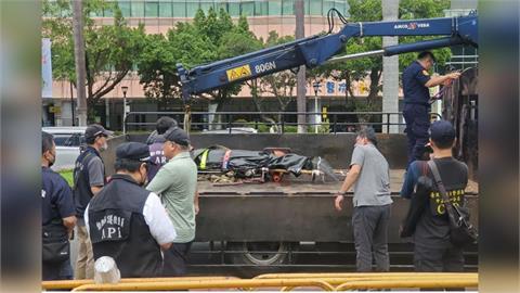立法院驚見2公尺長大鱷魚　竟是業者不滿「這件事」帶來抗議