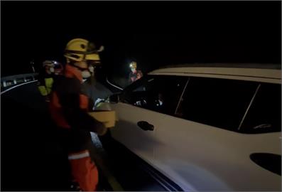 宜蘭大同鄉台七線漏夜搶通　96車、297人安全撤離