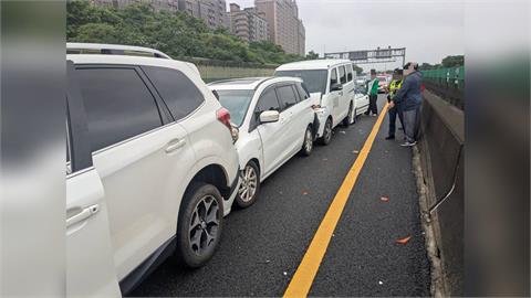最新／國3三鶯段「9車連環撞」！回堵4公里畫面曝光