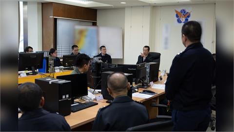 F-16飛官辛柏毅失聯逾72小時　顧立雄赴花蓮空軍基地坐鎮、慰問家屬