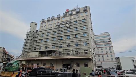 快新聞／安泰醫院大火釀9死悲劇！違建率超過3300％　今強制拆除畫面曝光