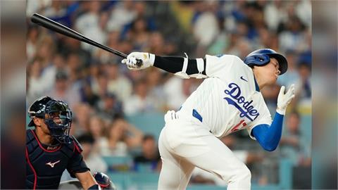 MLB(影)／大谷翔平狂追打壞球苦吞2K！總ㄟ羅伯斯不忍說重話了