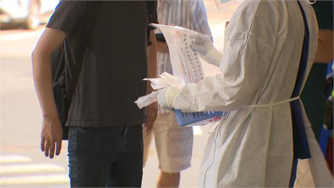 快新聞／機師染疫發110萬封簡訊示警　台南市府：收到可免費領快篩試劑