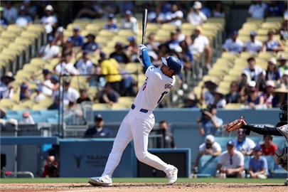 MLB（影）／大谷翔平這一轟裁判也傻眼！　賽揚隊友柯蕭從沒看過球飛這麼遠