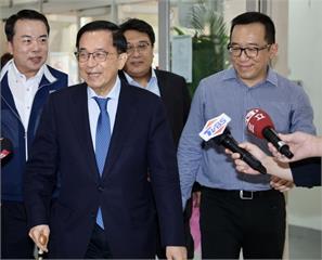 阿扁真的很在意　網友稱他調軍隊想鎮壓「紅衫軍」！親留言：「完全胡扯瞎掰」