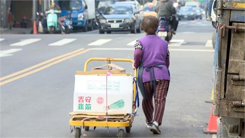 北市環保局長發文談「列冊拾荒者」　洪申翰：矯情且誤導的公關作文