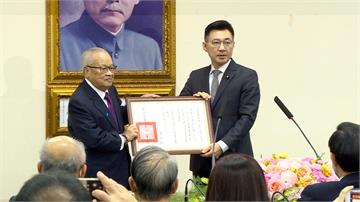 國民黨主席江啟臣就職 誓言讓高雄市民「找回對韓國瑜信心」