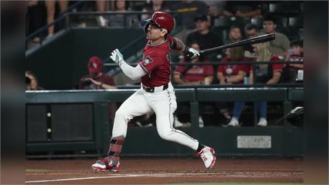 MLB(影)／台美混血球星「卡仔」炸裂！達陣連4季雙位數全壘打、百轟M8