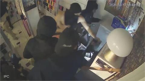法國群眾街頭抗議　竟上演「洗劫店家」