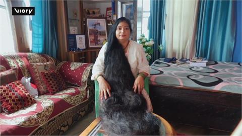 印度女子秀271.5cm長髮　天空之髮！破金世世界紀錄