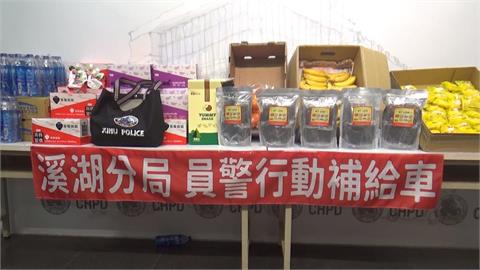 溪湖員警護進香交通勤務　「行動補給站」即時慰勞