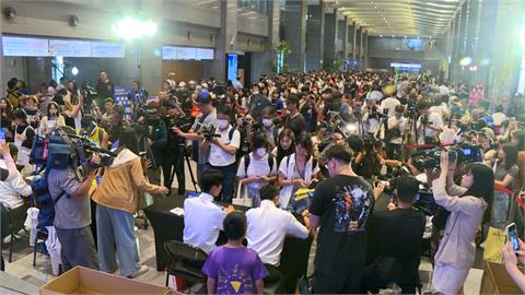 新北4小時簽名會累到奧運國手　侯友宜喊不好意思