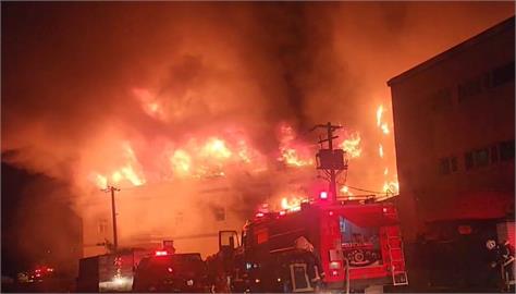 淡水泡棉工廠大火「新北這2區」記得關門窗　侯友宜發聲了