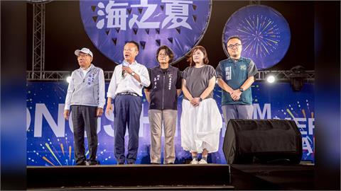 東石海之夏熱力延燒，親子、樂迷齊聚東石漁人碼頭