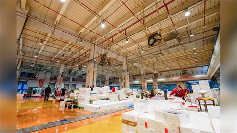 快新聞／台中魚市場驚爆弊案！董事長竟「發自己百萬獎金」　市府震怒開鍘了