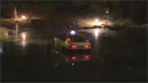 「計程車落水」報案搞烏龍？　美術館裝置藝術太逼真惹誤會