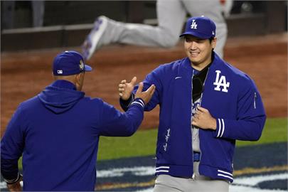 MLB(影)／大谷「黑色神秘布料」引關注　賽後親曝「這功能」保護傷勢