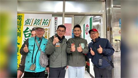 卓冠廷議員力挺「台派戰鬥雞張銘祐」　青山宮參拜車隊掃街