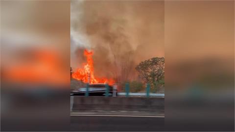 快新聞／台中海線連日火燒山！濃煙密布火舌竄　網：市長呢？
