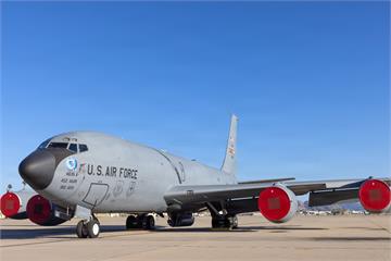 美軍KC-135加油機卡達空域發出「7700」緊急代號　隨即失聯下落不明