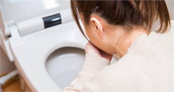 諾羅病毒嘔吐怎麼清？　專家籲備妥「緊急處理包」：只用酒精沒效