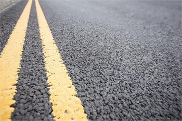 黑布遮車牌公然挑釁「抓不到我」　警即刻查獲依法開罰