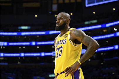 NBA(影)／詹皇最後追平機會連兩投都失手　湖人明星賽後首戰主場不敵黃蜂