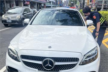 車未熄火昏睡道路中　29歲女涉酒駕公共危險罪送辦