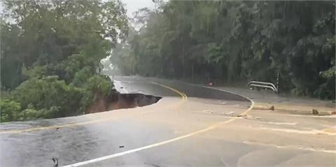 快新聞／突發！台東達仁鄉台9戊線2.9公里南下路段地基掏空　警方緊急交通管制