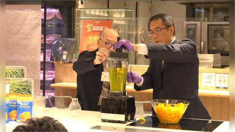 氣候穩定芒果產量增三成　黃偉哲赴台中百貨加強外銷
