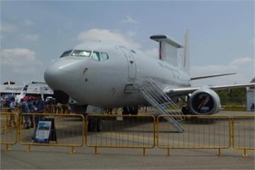 解析軍用和民用飛機之間的平台及技術共用