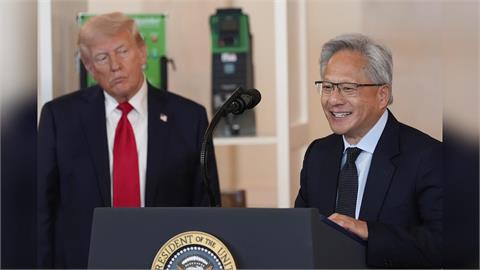 川習會前AI晶片議題受矚目 川普預告明日會晤黃仁勳「他真的了不起」