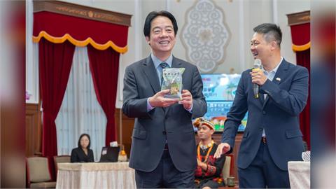 幕後／無情業配！賴總統親上陣代言台灣農產　農青大使「笑到不行」