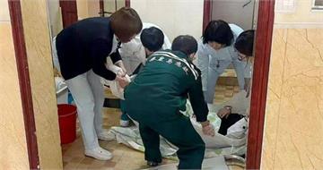24歲嫩媽懷二胎竟不知　陪孩打點滴意外分娩！「新生兒掉地上」超驚險