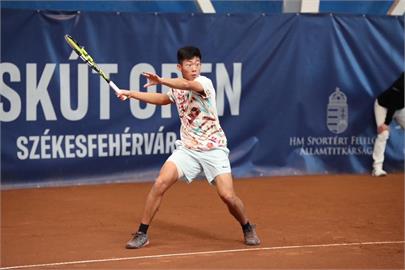 曾俊欣攜手捷克搭檔 ATP挑戰賽巴勒達站男雙奪冠