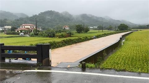 獨家／竹北淹慘了！東海二街水深及膝「淹成東海」　住戶曝致災關鍵