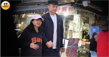 臨盆前放風2／王齊麟與十元交往兩年修成正果　兒子RALLY「龍抬頭」報到