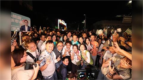 親藍粉專控「中壢洋流」把競選小物當垃圾丟！照片「1畫面」遭網抓包：說故事唬爛？