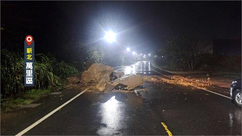 新北萬里邊坡土石崩塌 基隆舊官邸圍牆塌