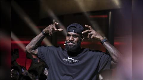NBA／詹皇是否最後一季仍混沌不明　總管Pelinka表態希望他寫「自己的故事」