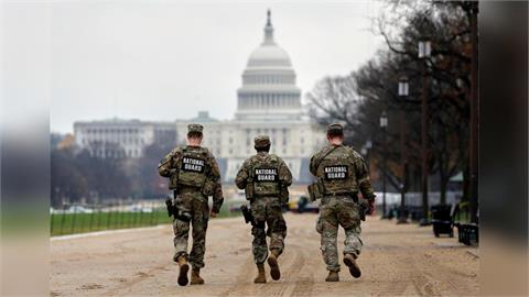 快新聞／華府國民兵遭槍擊案延燒　美國旅行禁令擬「增至30國以上」