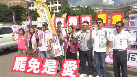 台中４５６罷團舉辦聯合車隊掃街　向支持者大催票