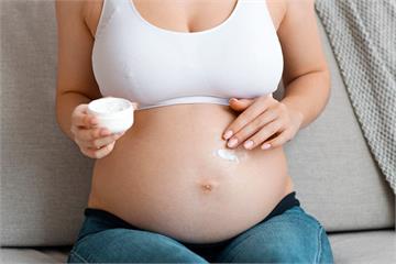 妊娠紋、搔癢、色素沉澱全都來！ 醫提3點溫柔呵護，孕期不煎熬